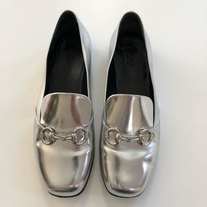 Gucci Kira metallic silver horsebit loafers